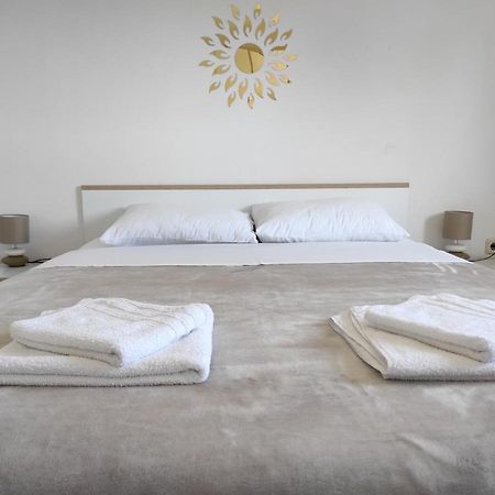Apartman Eli 2 Ровінь Екстер'єр фото