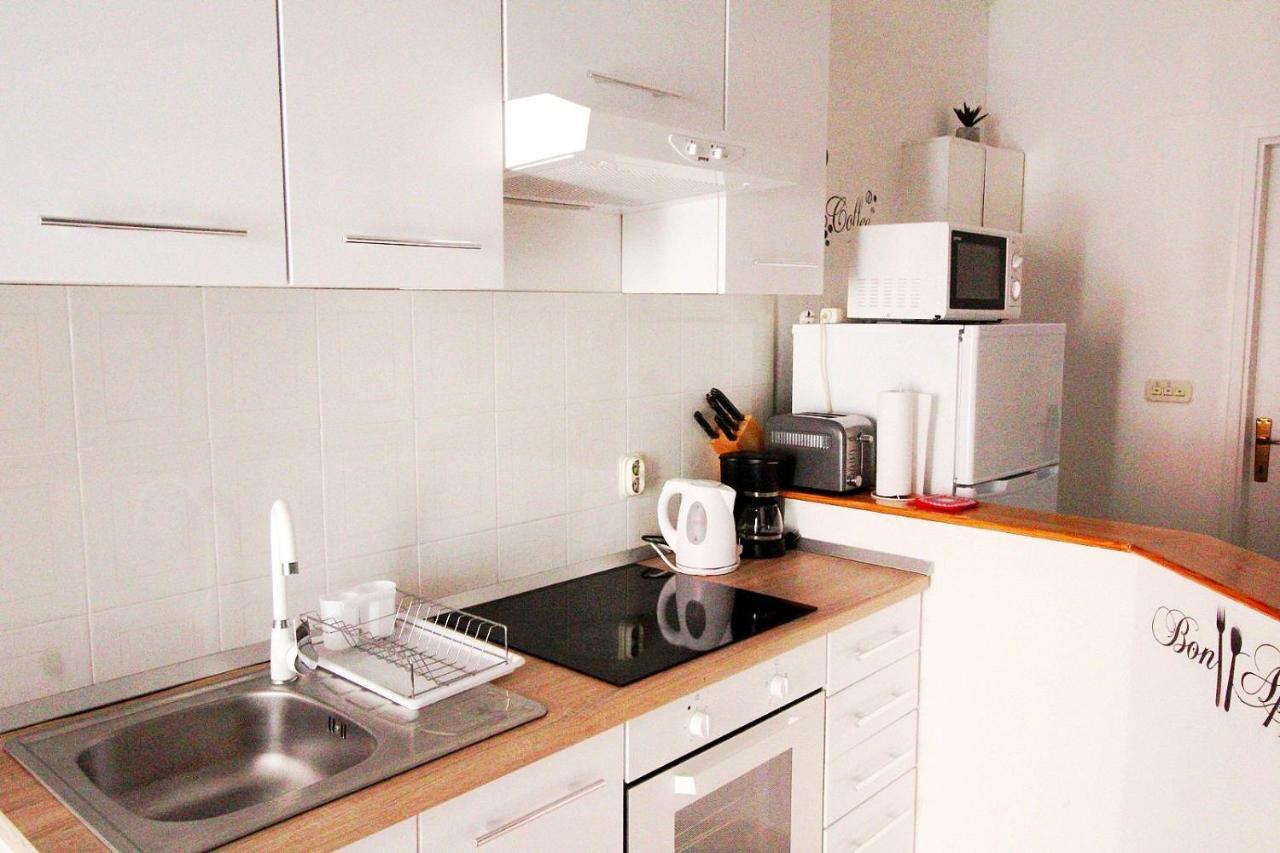 Apartman Eli 2 Ровінь Екстер'єр фото